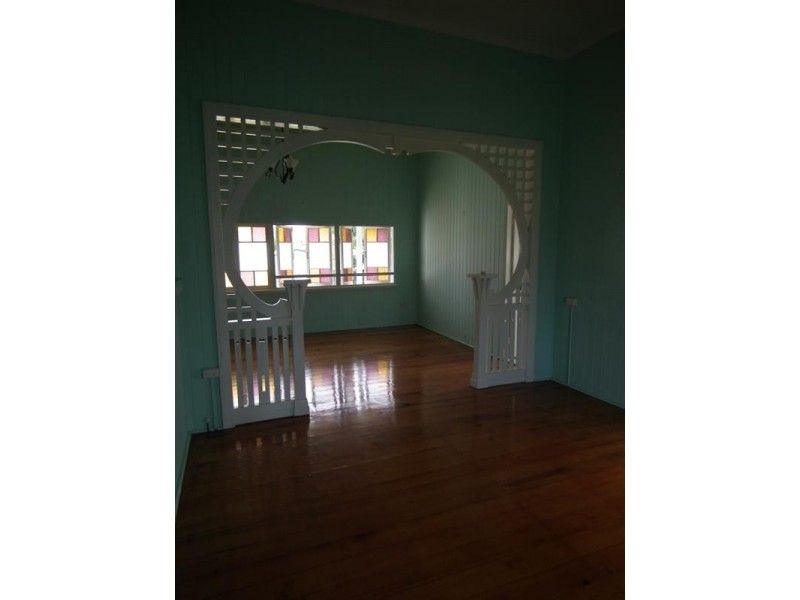 242 Tooley Street, Maryborough QLD 4650