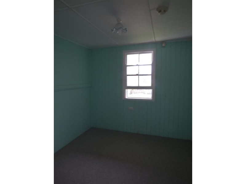 242 Tooley Street, Maryborough QLD 4650