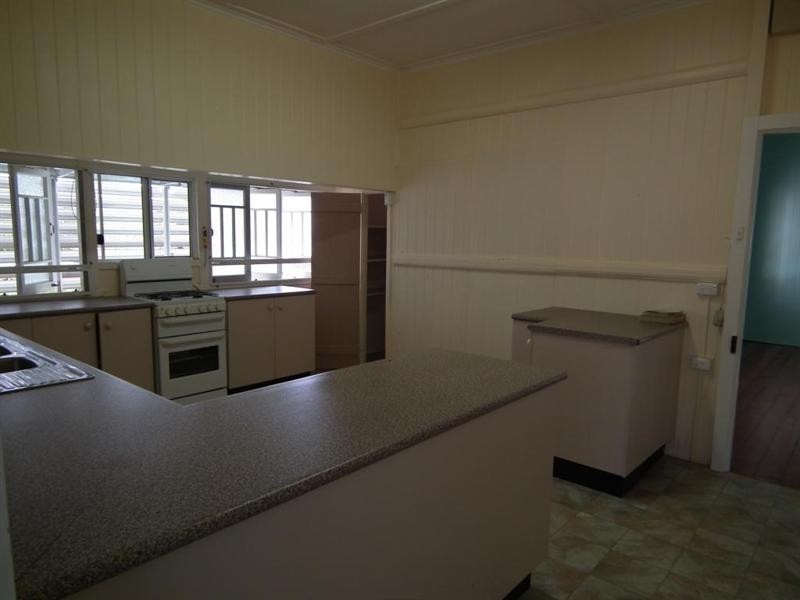 242 Tooley Street, Maryborough QLD 4650