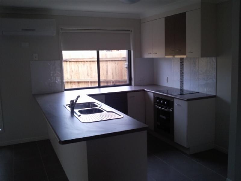 1/27 Cheyne Circuit, Tinana QLD 4650