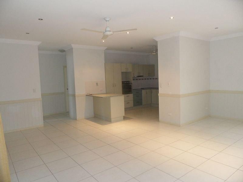 1/24 Wolseley Street, Granville QLD 4650