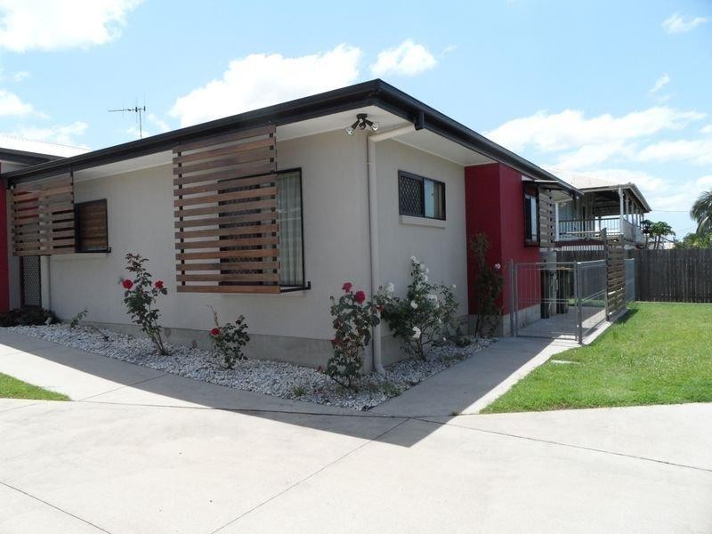 1/24 Wolseley Street, Granville QLD 4650