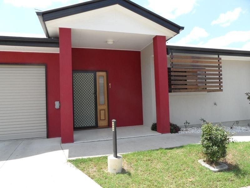 1/24 Wolseley Street, Granville QLD 4650