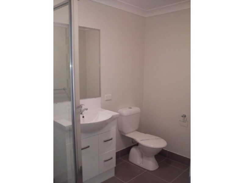 2/27 Cheyne Circuit, Tinana QLD 4650