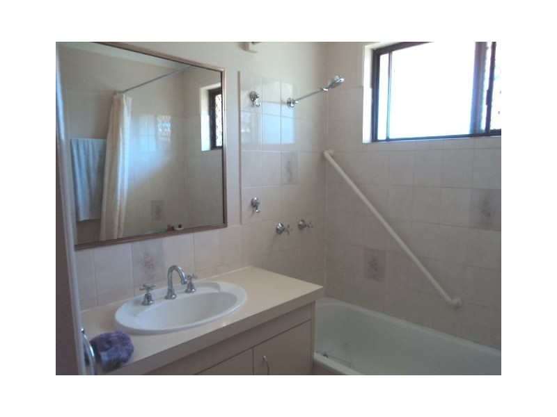 79 Lenthall Street, Aldershot QLD 4650