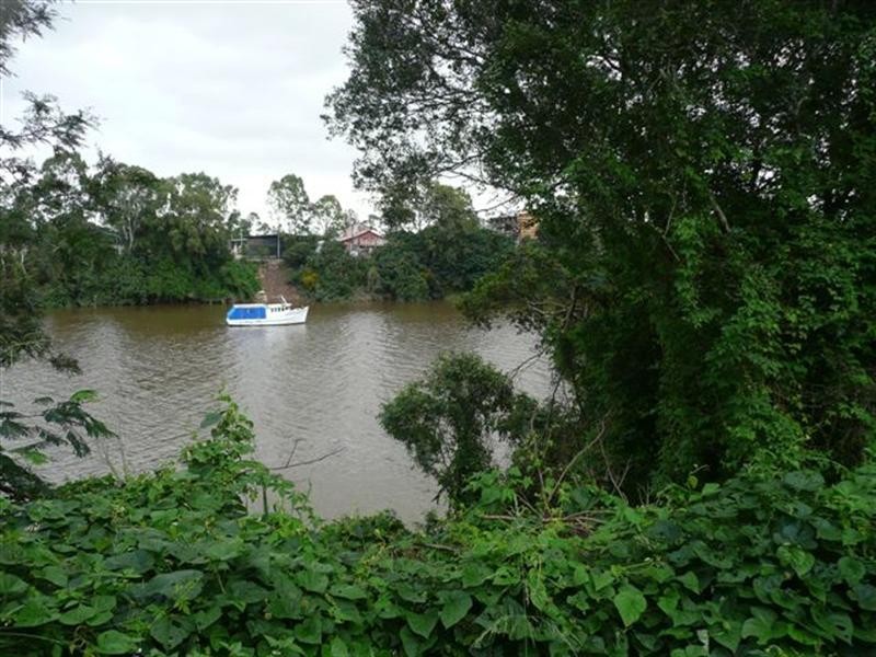 25 Puller Street, Granville QLD 4650