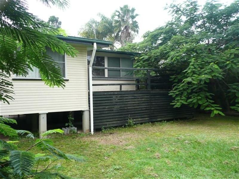 25 Puller Street, Granville QLD 4650