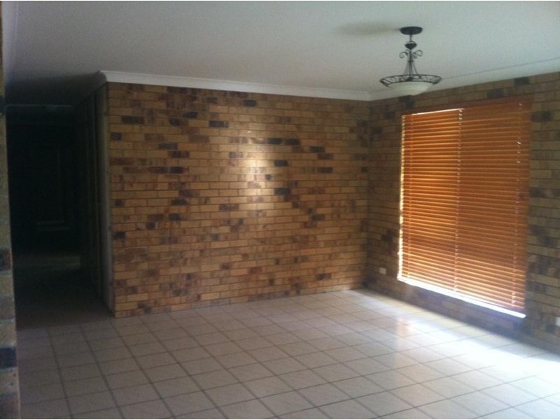 6 Ferry Road, Yengarie QLD 4650