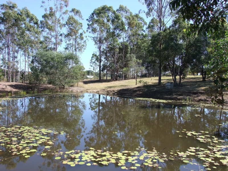 6 Ferry Road, Yengarie QLD 4650