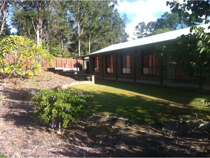 6 Ferry Road, Yengarie QLD 4650