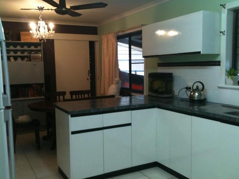 12 Jocelyn Parade, Granville QLD 4650