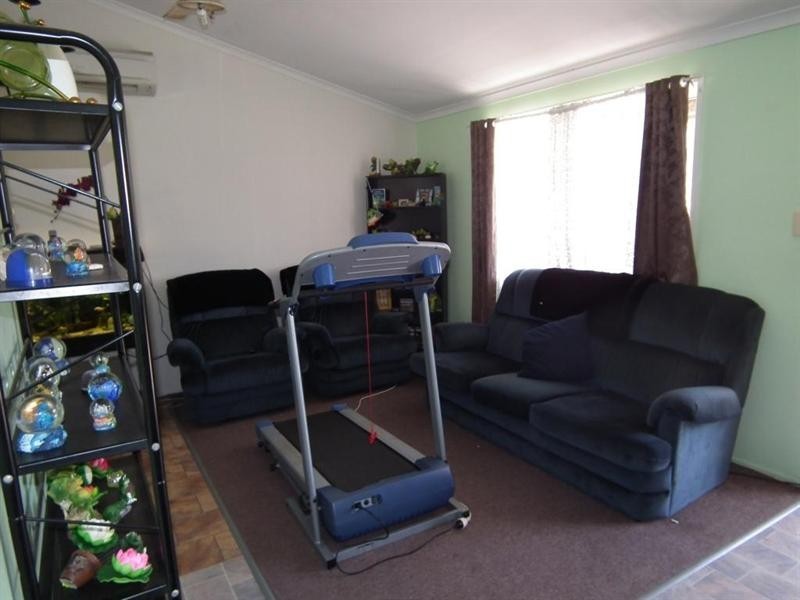3 Herrenberg Street, Aldershot QLD 4650