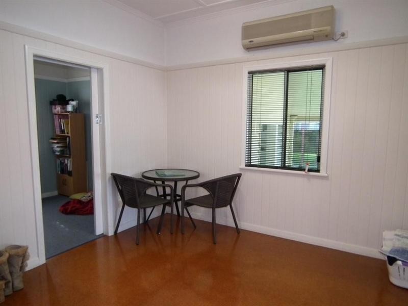 86 Dundas Street, Granville QLD 4650