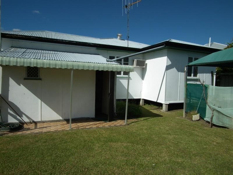 4 Wilson Street, Maryborough QLD 4650