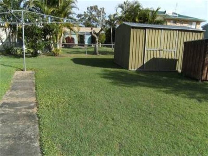 16 Seaview Avenue, Maaroom QLD 4650