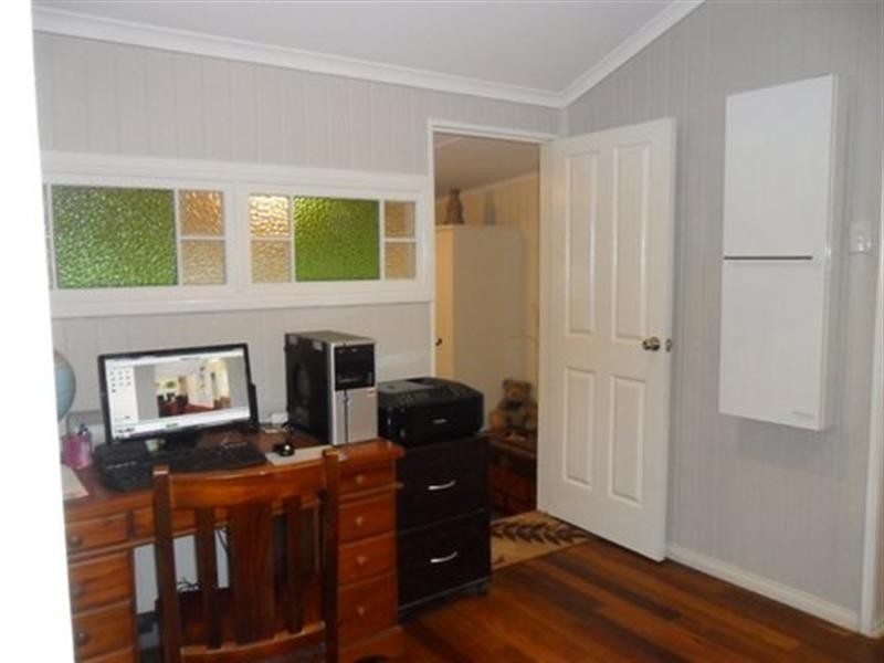 24 Gladstone Street, Maryborough West QLD 4650