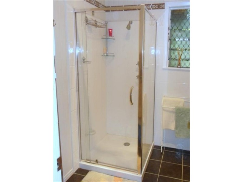 24 Gladstone Street, Maryborough West QLD 4650