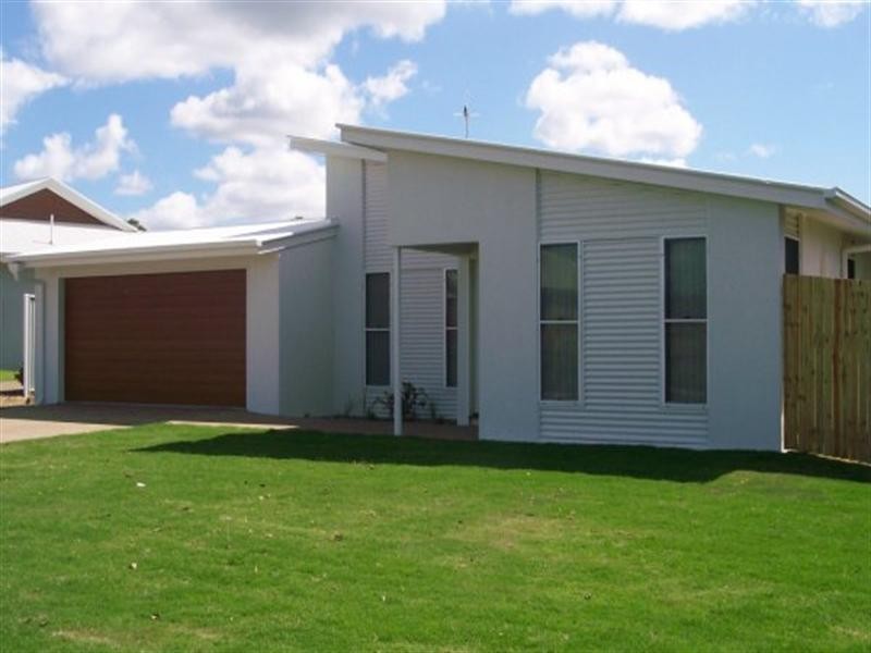 90 Tulipwood Drive, Maryborough QLD 4650