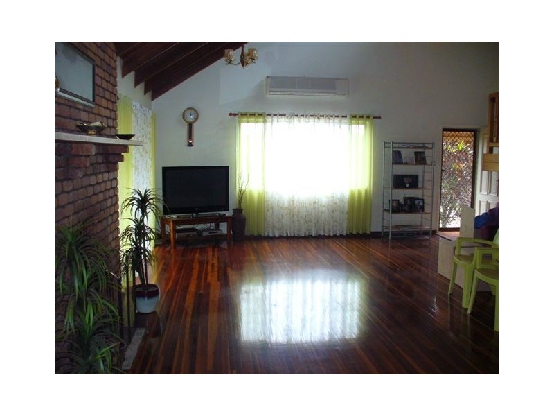 2 High Street, Tinana QLD 4650