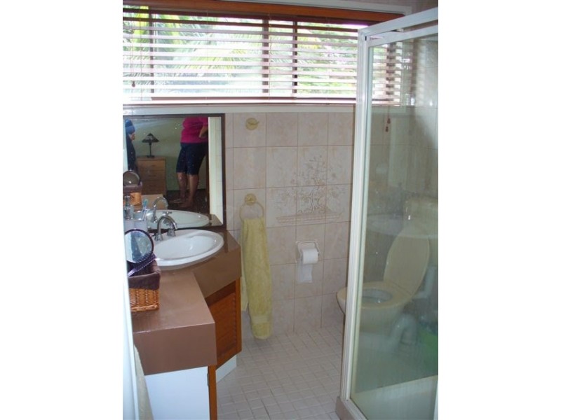 2 High Street, Tinana QLD 4650