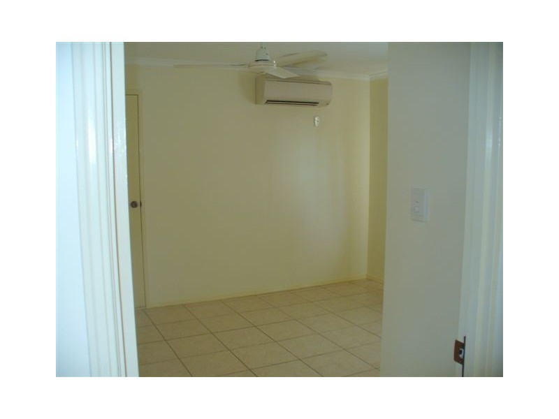 185 Cambridge Street, Granville QLD 4650