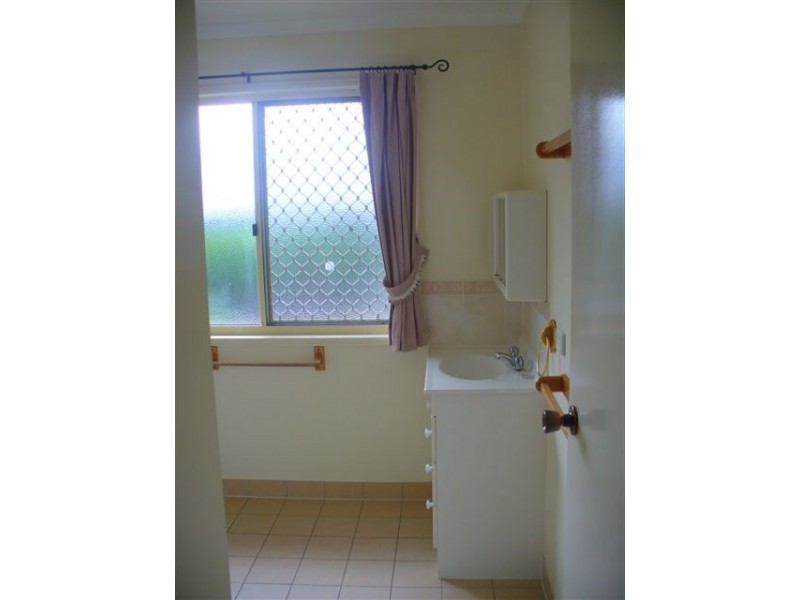 185 Cambridge Street, Granville QLD 4650