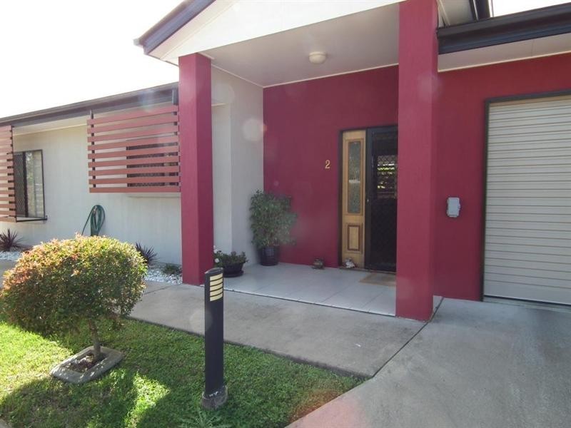 2/24 Wolseley Street, Granville QLD 4650