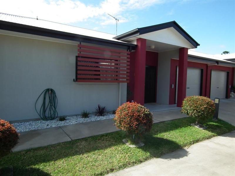 2/24 Wolseley Street, Granville QLD 4650