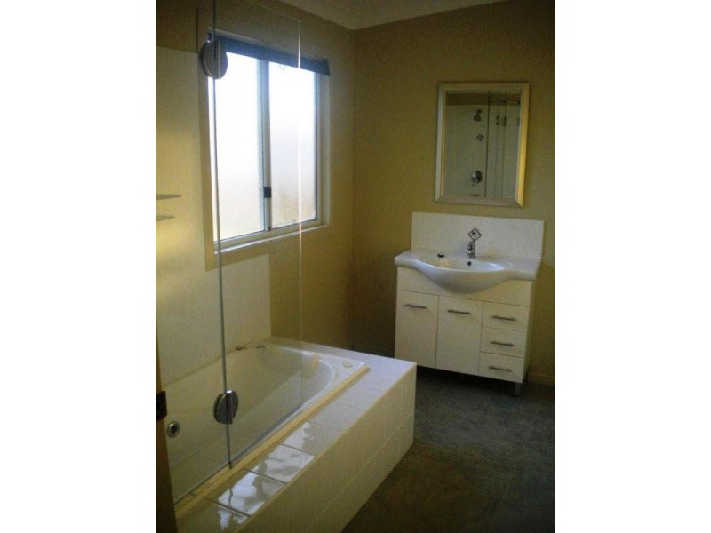 130 Gympie Road, Tinana QLD 4650