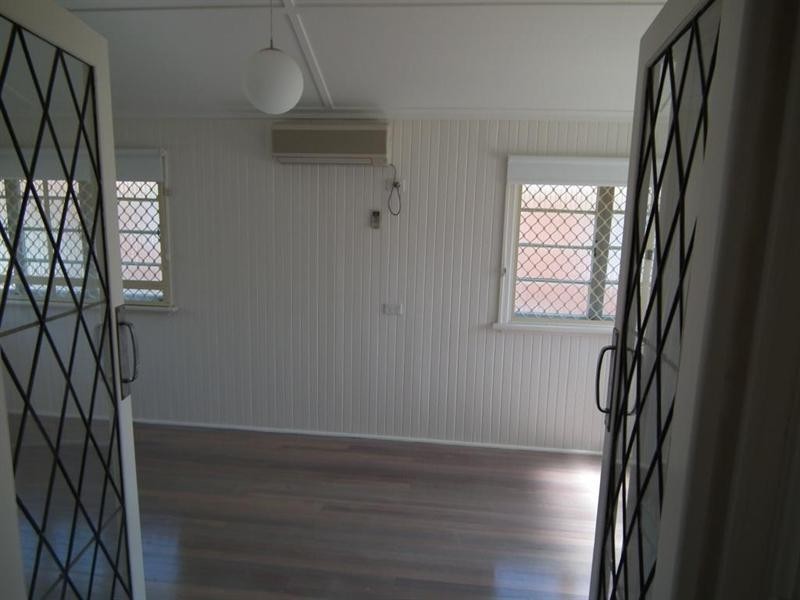 10 Aberdeen Avenue, Maryborough QLD 4650
