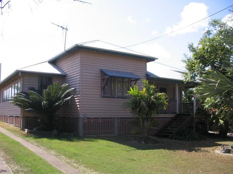 3 Queen Street, Maryborough QLD 4650