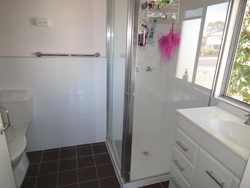 14 Pearson Street, Granville QLD 4650