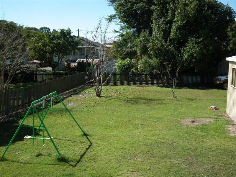 14 Pearson Street, Granville QLD 4650