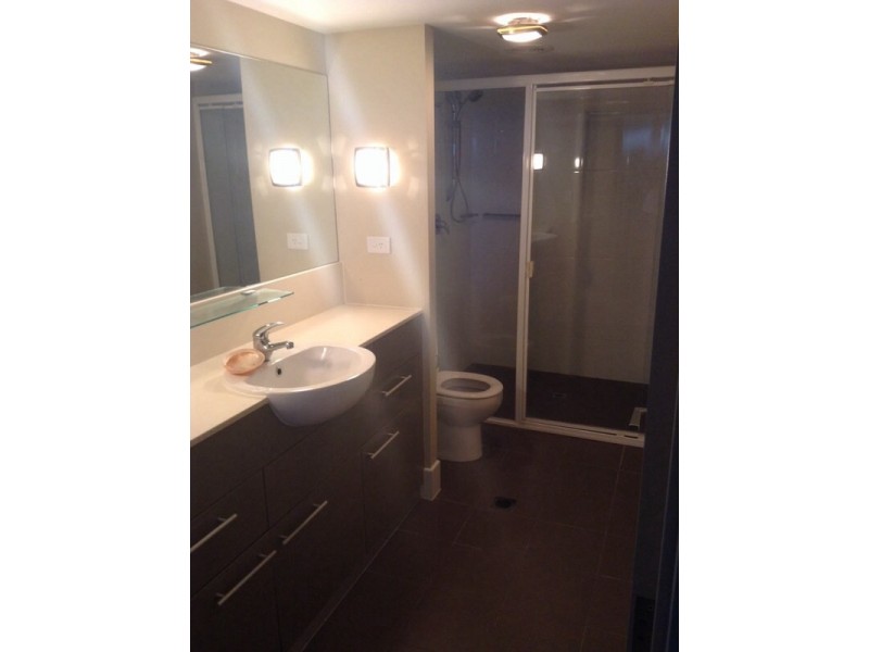 Unit 318/569 Esplanade, Urangan QLD 4655