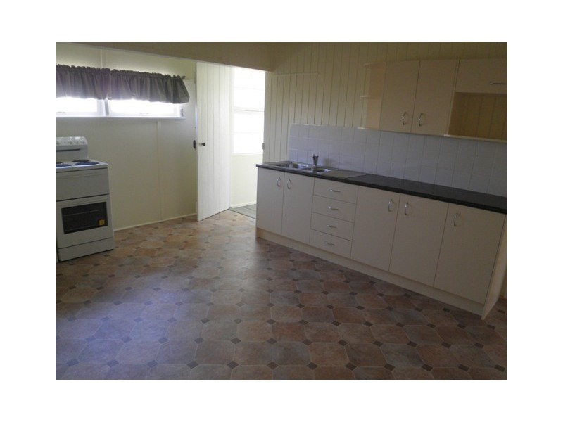 2/28 Waterston Street, Maryborough QLD 4650