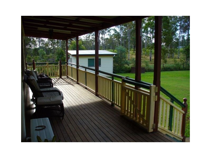 24 Greengables Road, Oakhurst QLD 4650