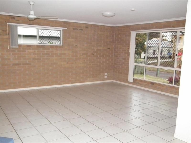 8 Richmond Lane, Maryborough QLD 4650