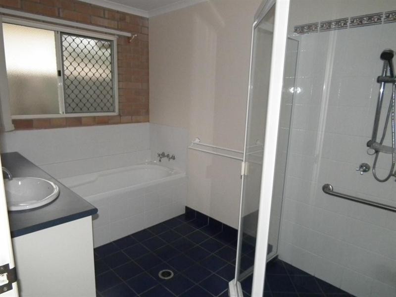 8 Richmond Lane, Maryborough QLD 4650