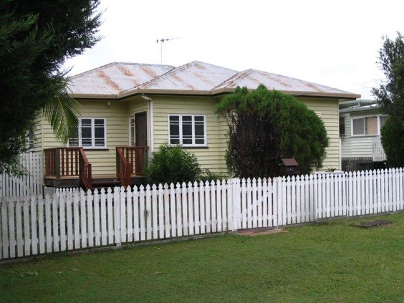 21 John Street, Maryborough QLD 4650