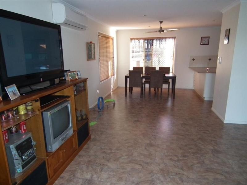 7 Three Mile Road East, Tinana South QLD 4650