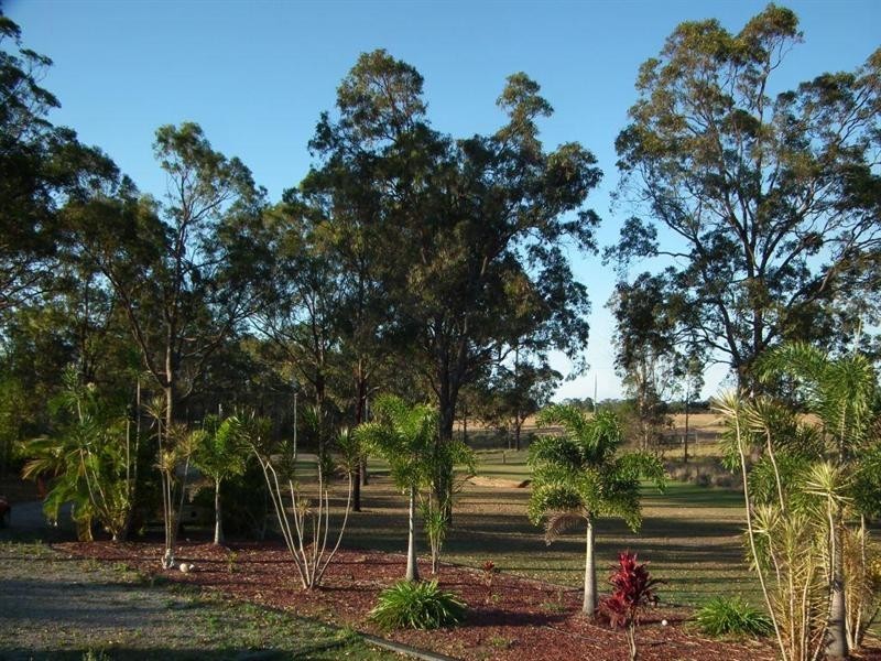 7 Three Mile Road East, Tinana South QLD 4650