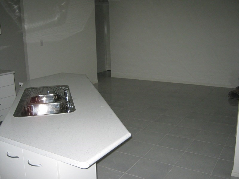 8 Cheyne Circuit, Tinana QLD 4650