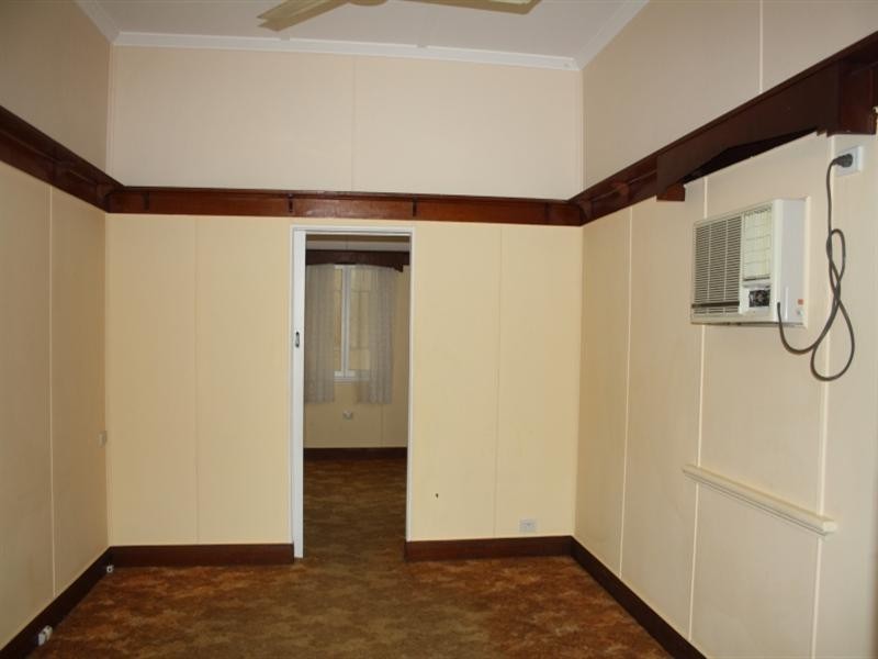 7 Odessa Street, Granville QLD 4650