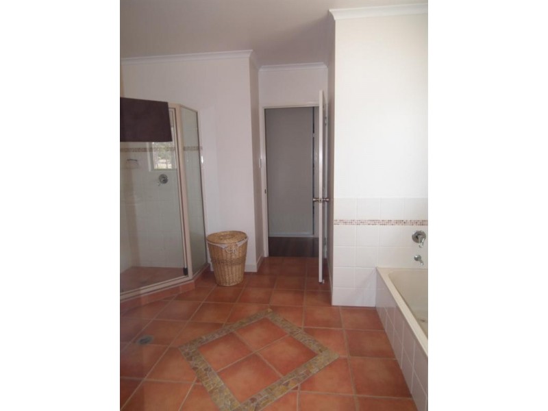 109 Berallan Drive, Tinana QLD 4650