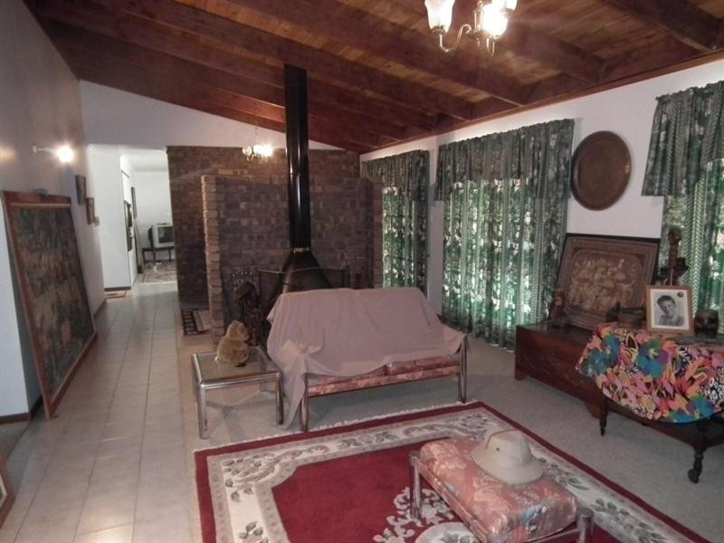 10 Lamerton Drive, Tinana QLD 4650