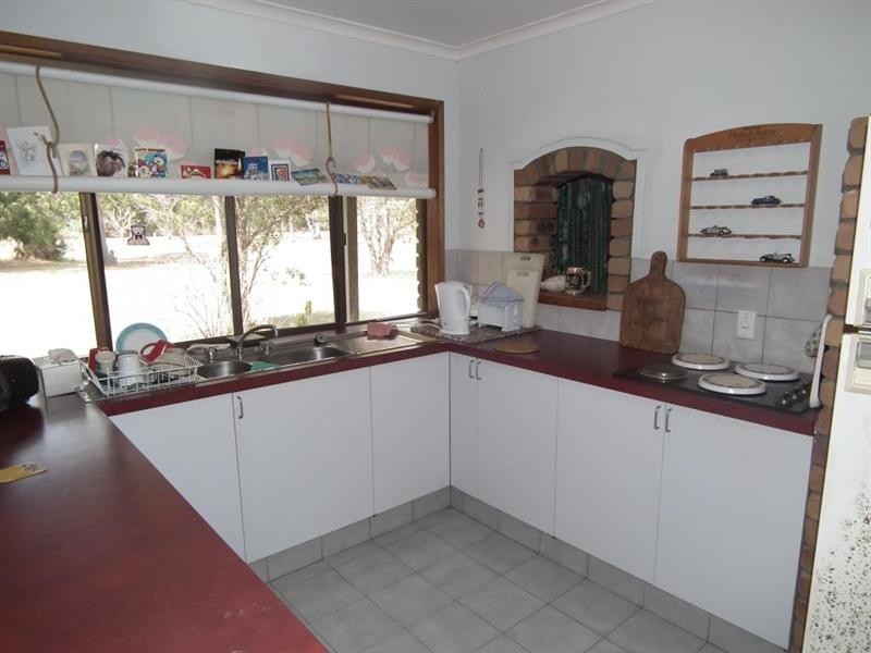 10 Lamerton Drive, Tinana QLD 4650