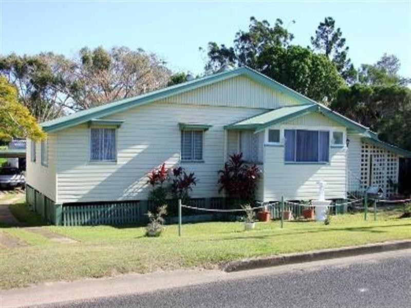 36 Rocky Street, Maryborough QLD 4650