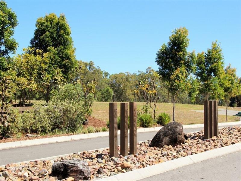 193 Nagel Street, Oakhurst QLD 4650