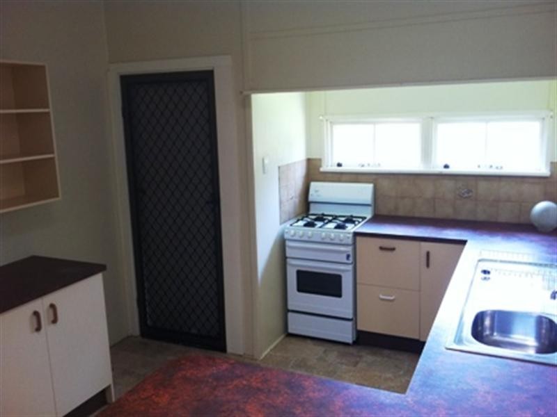 73 Steindl Street, Granville QLD 4650