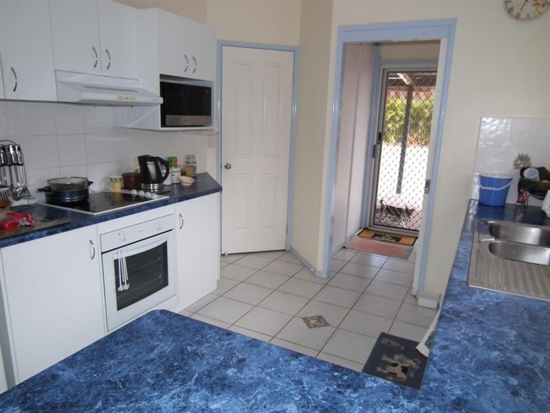 73 Woocoo Drive, Oakhurst QLD 4650